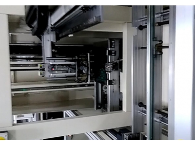 自動拆裝治具自動化